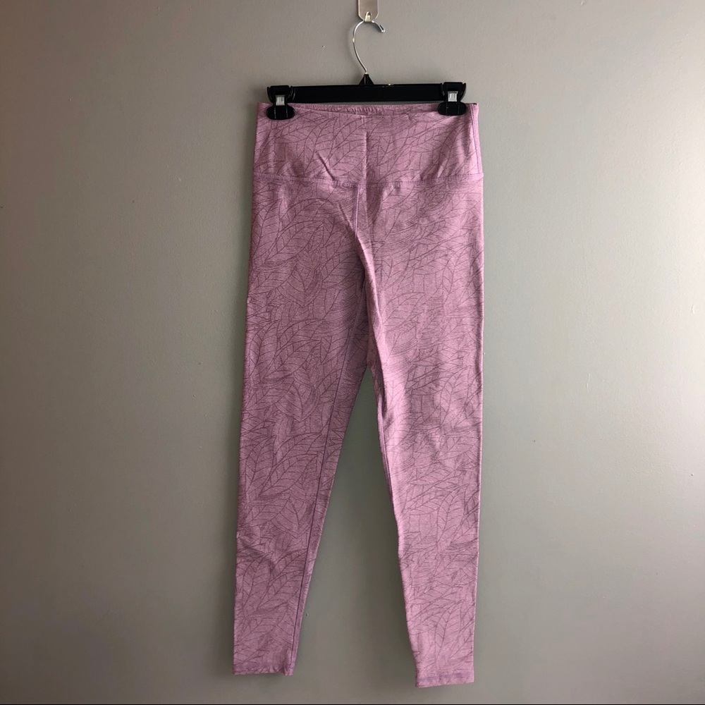 Lilac Leaf Print Leggings Size S NWOT